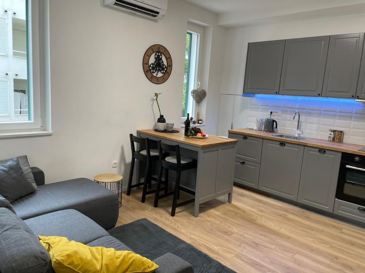 Apartment In City Center 2 Сплит Экстерьер фото